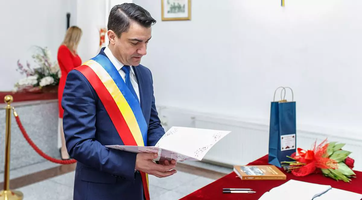 Un parlamentar îl critică pe primarului Iașului