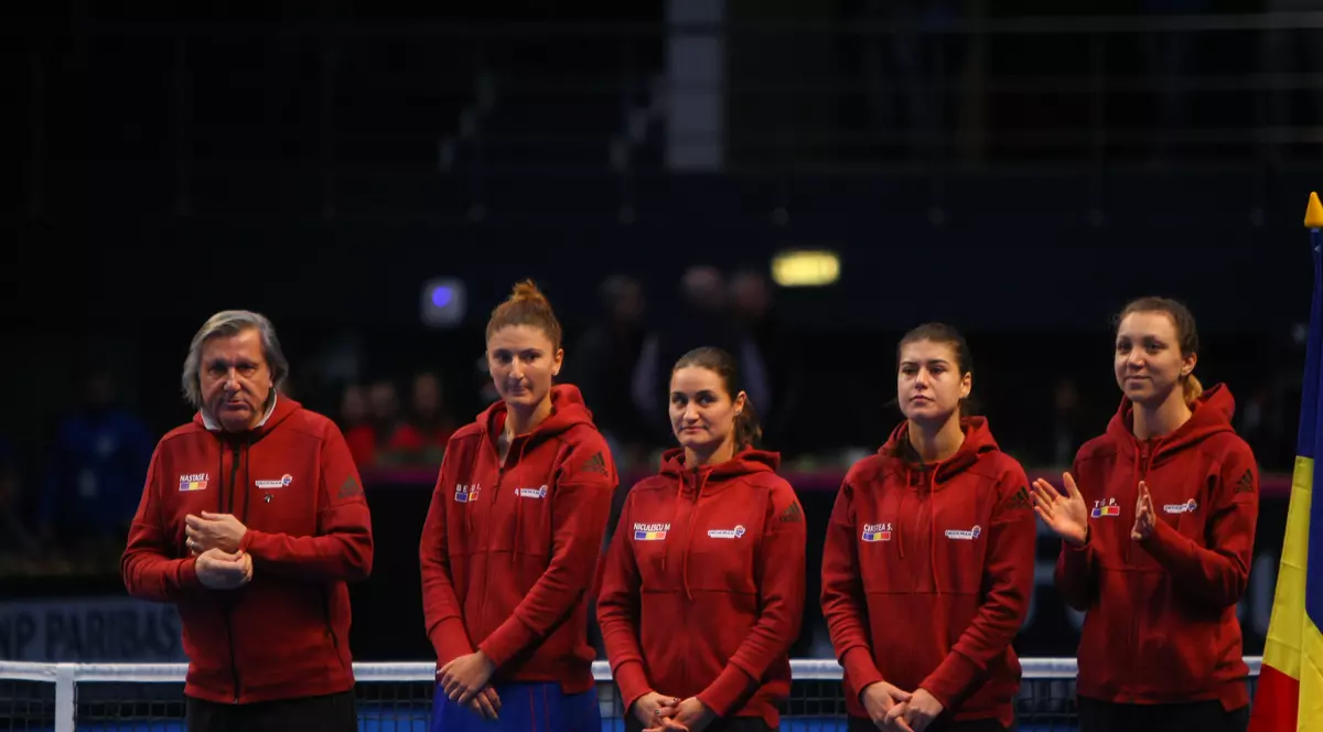 Patricia Țig nu mai este agreată în echipa de Fed Cup a României. Patricia, prima din dreapta