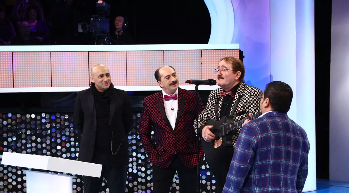 Adrian Minune, în lacrimi din cauza lui Cornel Palade. Incredibil ce i-a făcut actorul manelistului