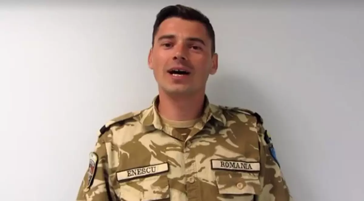 Militarii români din Afganistan au cântat de Dragobete