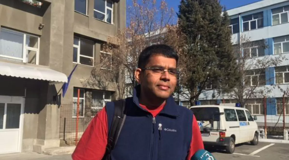 O olteancă a păcălit cu 5.000 de euro un canadian. Bărbatul a cunoscut-o pe un site de matrimoniale și s-a îndrăgostit de ea