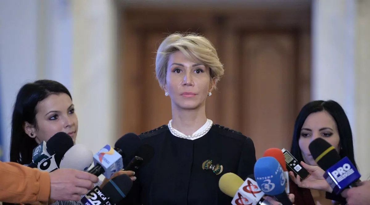 Opoziția a depus o moţiune simplă pe Justiţie