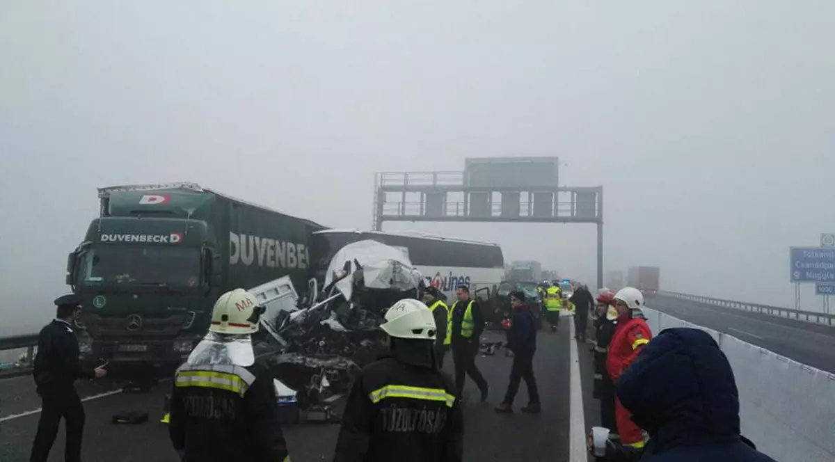 Un român a murit, iar alți șase au fost răniți în accidentul din Ungaria