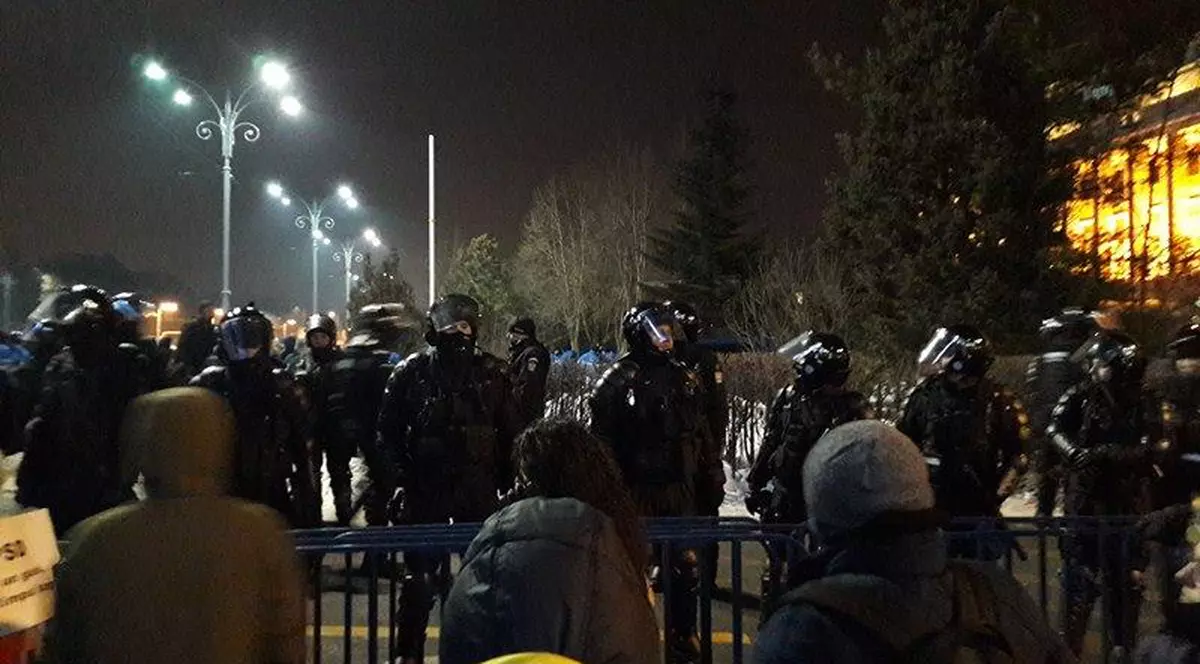 Parlamentarii vor să le dea puteri sporite jandarmilor