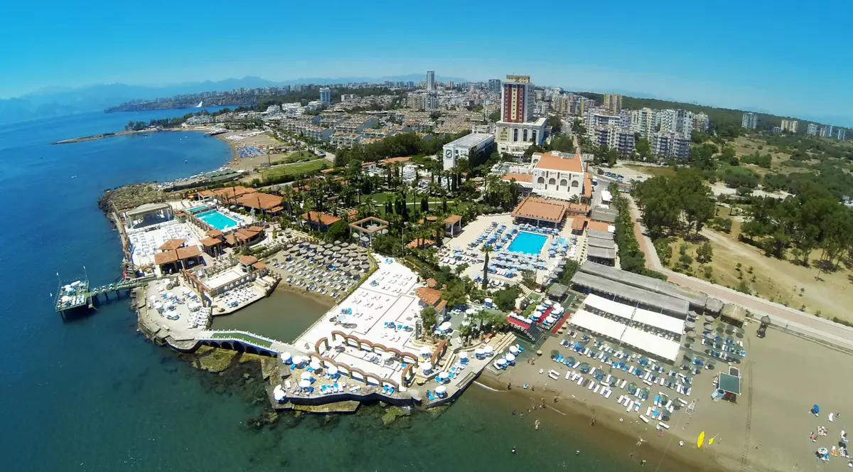 (P) Club Hotel Sera – un paradis pentru familiile cu copii