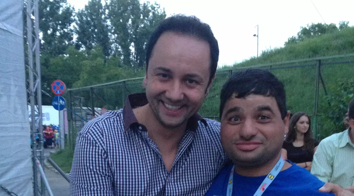 Cu ce se ocupă Tudorel Popa în Italia. Nimeni nu se aștepta ca “omul-bormașină” să aibă un așa succes