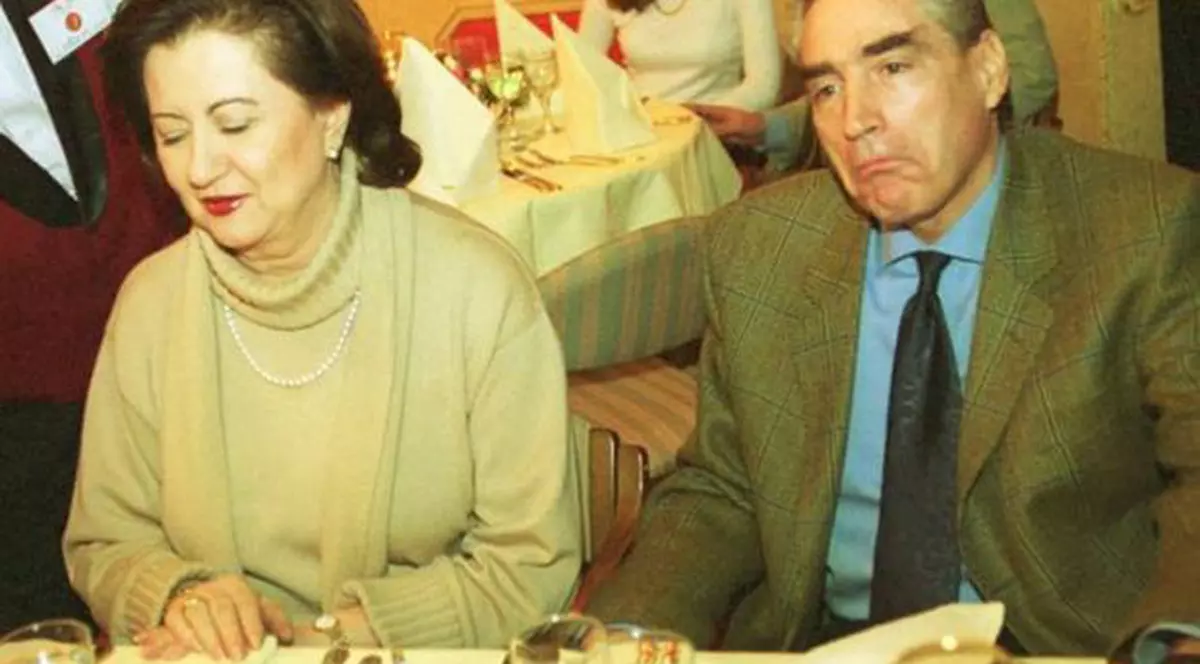 Mioara Roman, uitată de fostul soț în cele mai grele momente, la moartea surorii ei. "Petre n-a trimis nici măcar un buchet de flori"