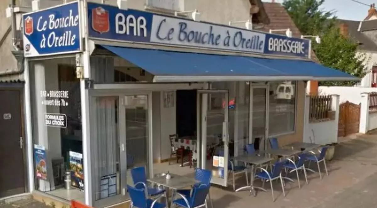 O cafenea din Franța a fost asaltată de clienți, după ce a primit din greșeală o stea Michelin