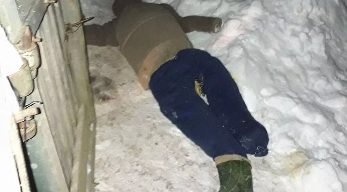 S-a speriat de o păpușă și a sunat la 112. Pățania unei femei din Botoșani