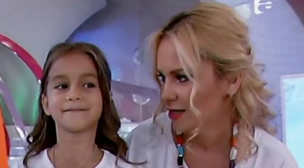 Cea mai adorabilă ipostază cu fetița Paulei Chirilă. Ce face la 7 ani