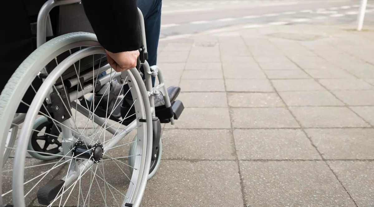 Stimulent de 500 de lei, pe lună, pentru persoanele adulte cu handicap