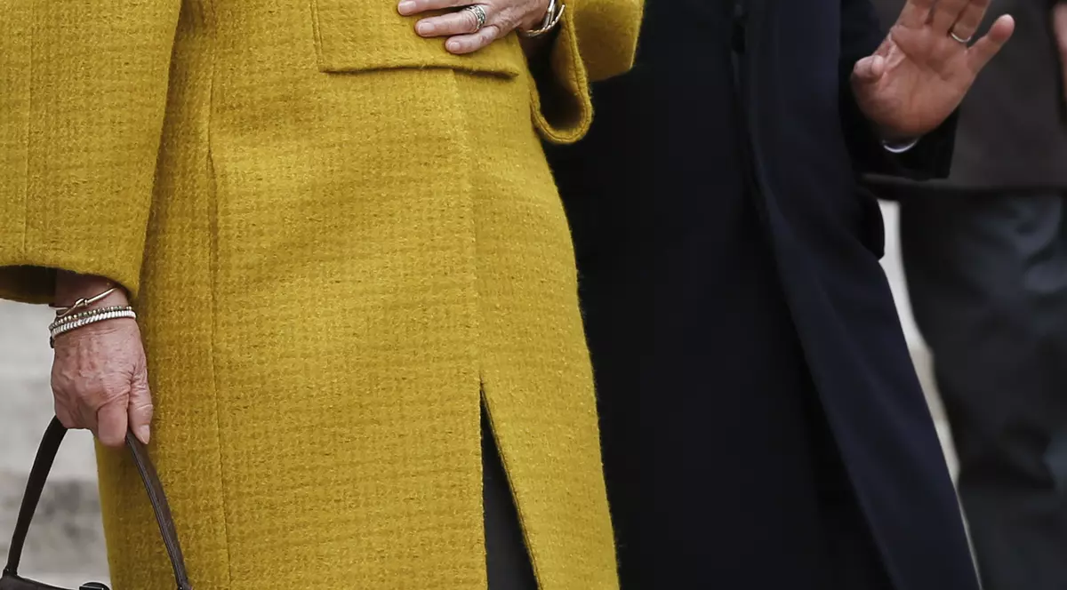 Regina Paola a Belgiei a fost dusă la spital