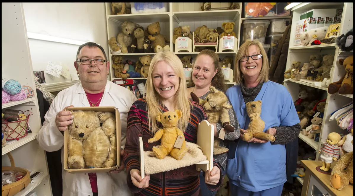 “Spitalul pentru ursuleți de pluș” are o listă de așteptare de patru luni