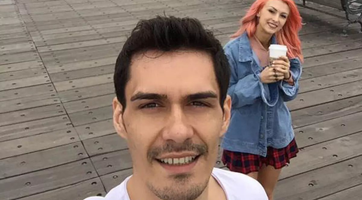 George Burcea, un gentleman în frig pe plaja Sunset Beach. Ce face Andreea Bălan înainte de nuntă