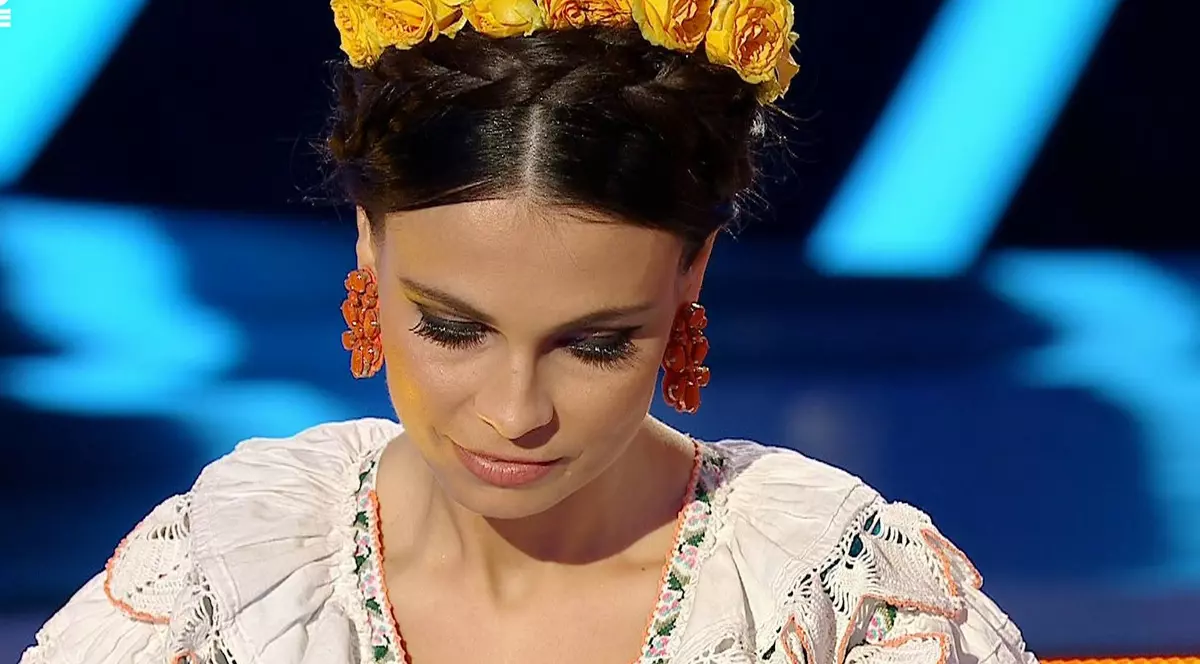 Anca Serea a ajuns pe mâna medicilor. I-au interzis să mai danseze. Vedeta a izbucnit în lacrimi pe scenă