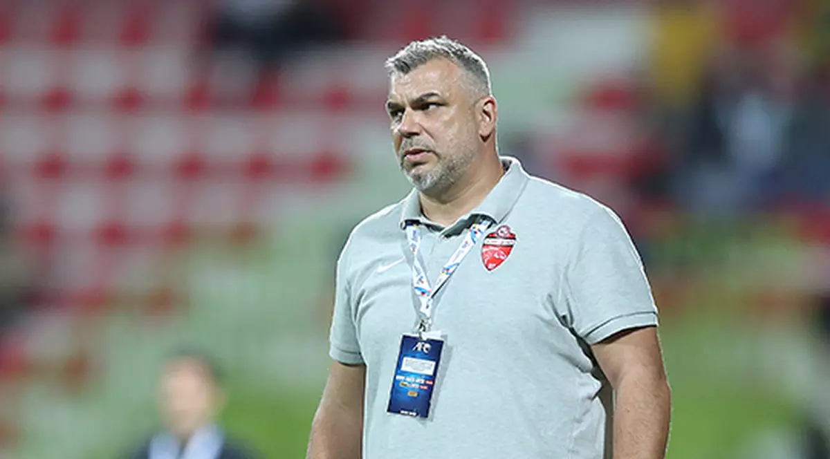 Cosmin Olăroiu a remizat în campionat și este abia pe locul 4 în Emiratele Arabe Unite