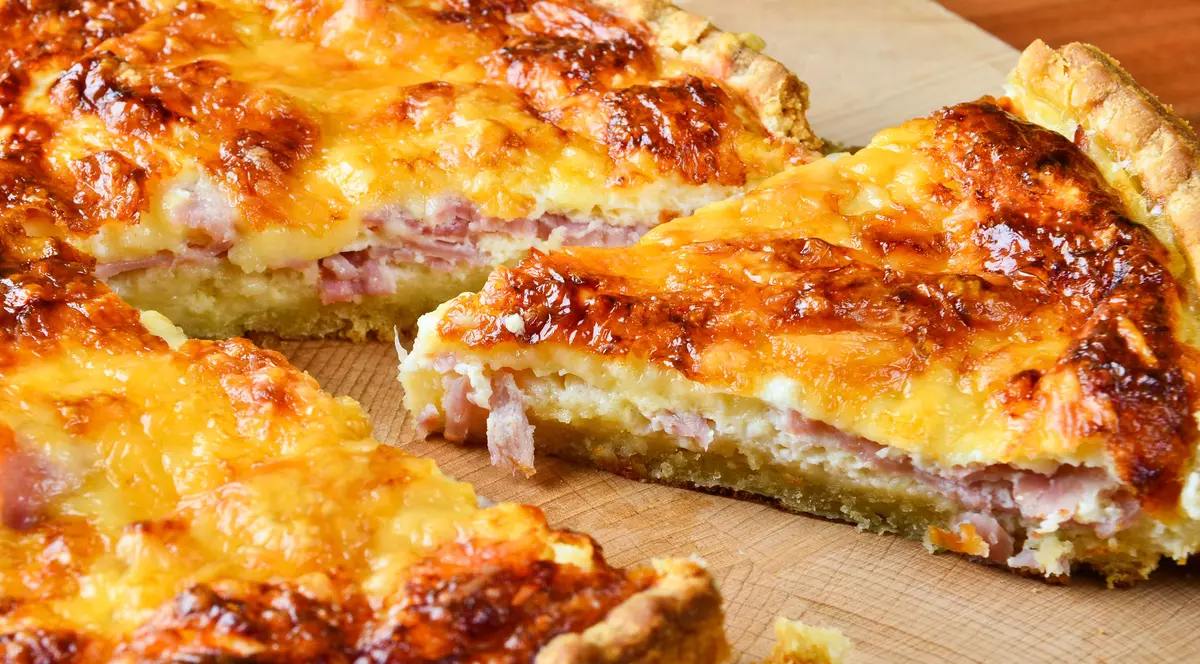 Quiche Lorraine, după rețeta lui Alfred Hitchcock