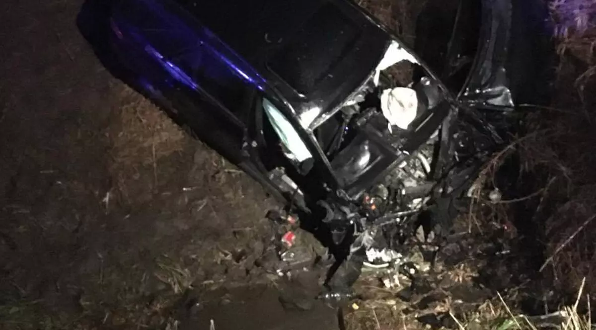 Trei persoane au murit şi două au fost rănite grav în urma unui accident în Timiș