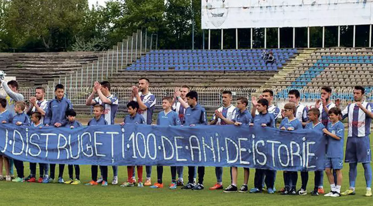 Și Dacia Unirea Brăila se pregătește să tragă obloanele