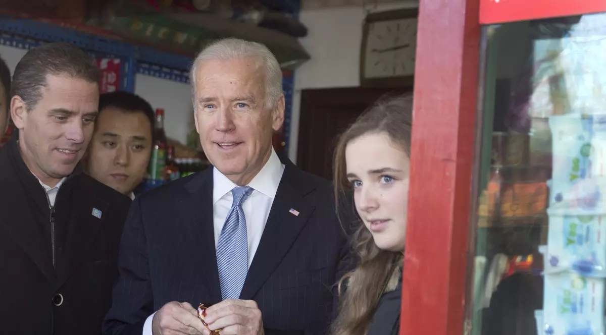 Fiul lui Joe Biden are o relație cu văduva fratelui său