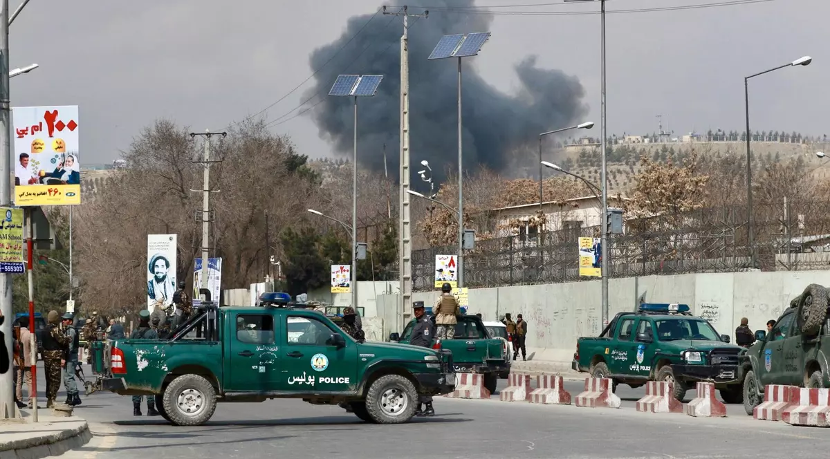 Focuri de armă și explozii în Kabul