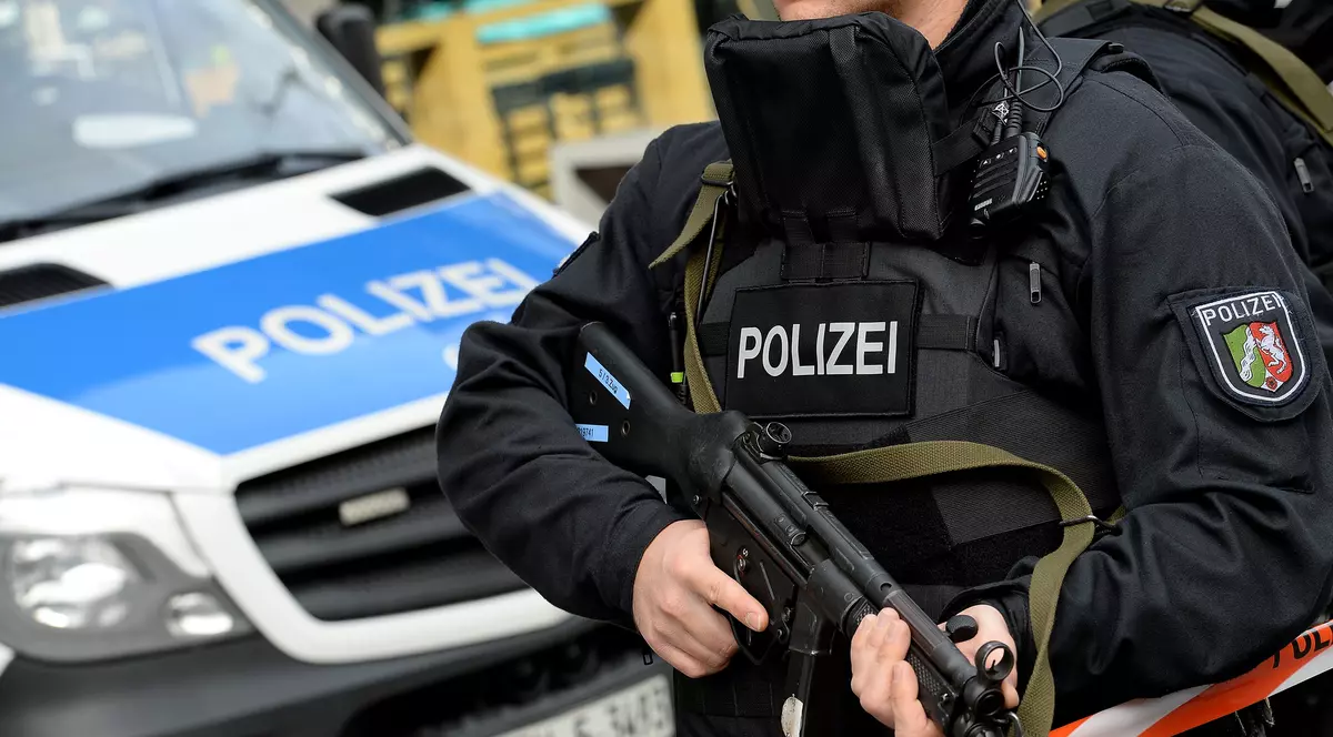 Luare de ostatici la o bancă din Germania