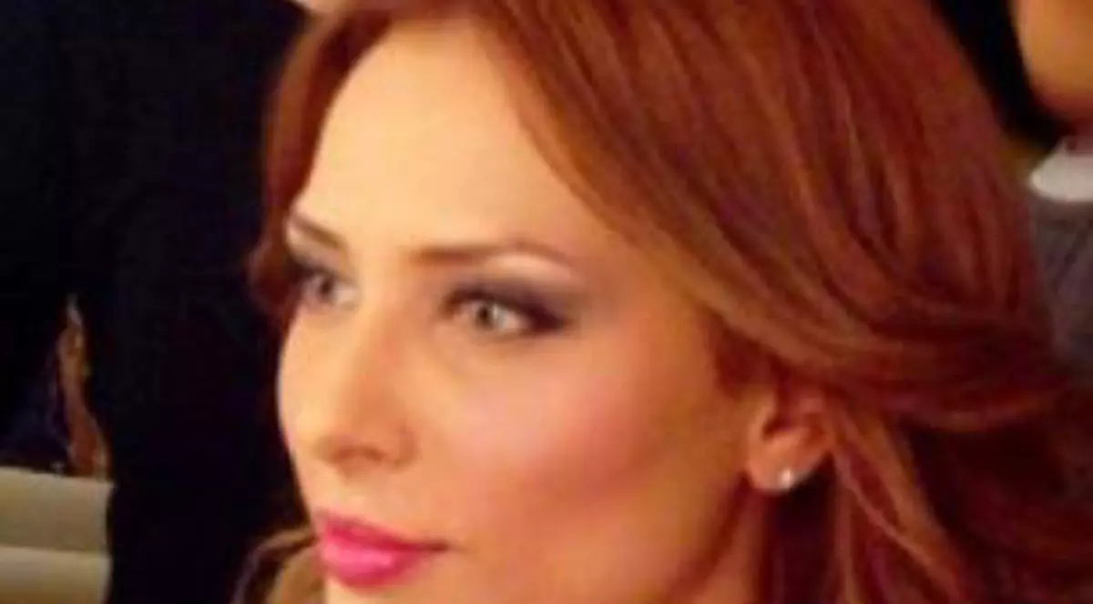 Iulia Vântur, în formă maximă. În poziția asta nici c-a mai văzut-o cineva