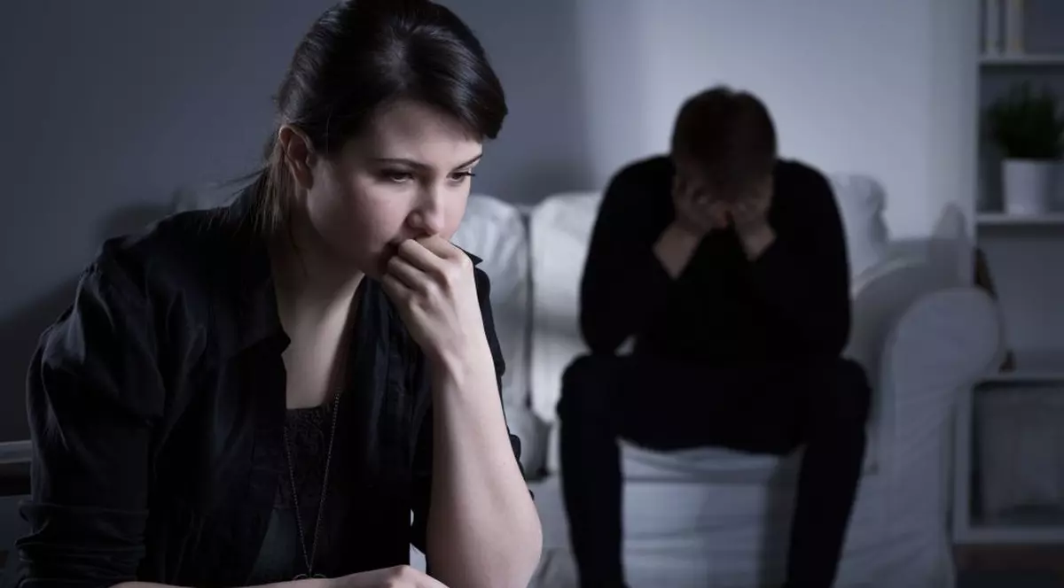 Adela vă sfătuiește în sex și iubire. ”Încă îl mai iubesc şi aş vrea să fiu cu el, dar nu mai am curaj”