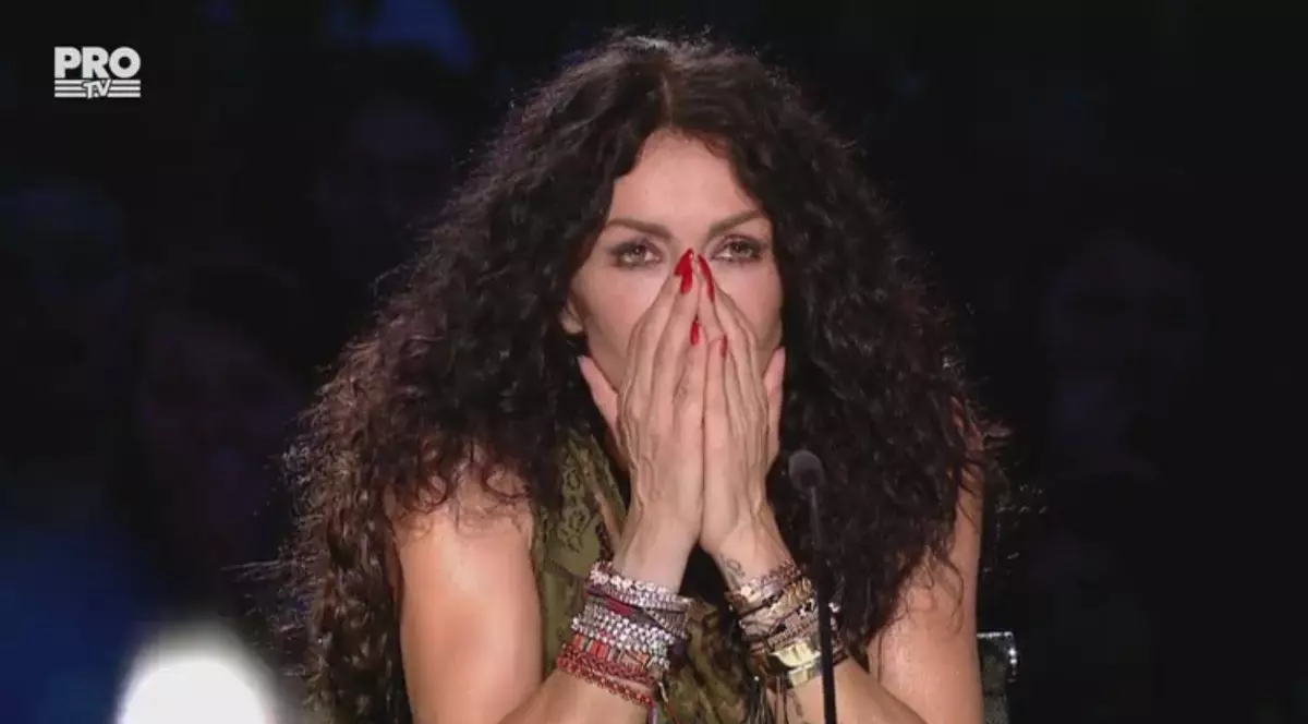 Accident la Românii au talent. Un concurent a căzut de pe trambulină