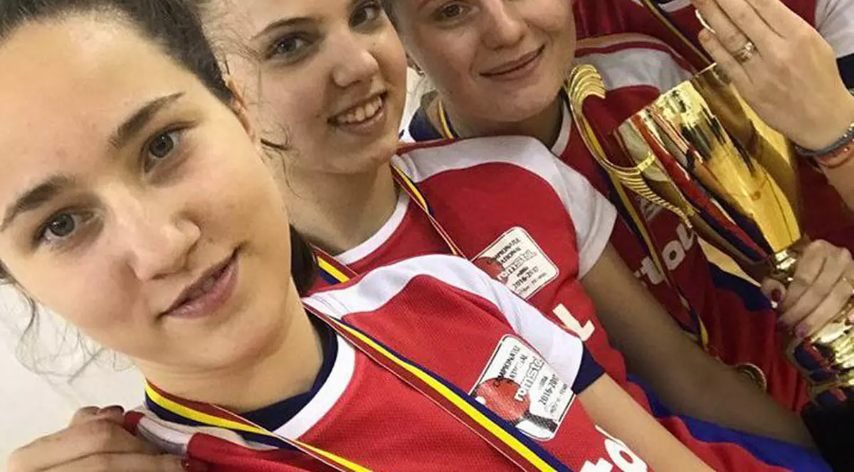 Echipa feminină de tenis de masă ACS Dumbrăvița, campioană națională / VIDEO