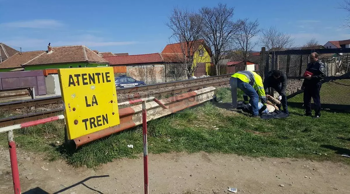 O femeie a fost lovită de tren, la Sibiu