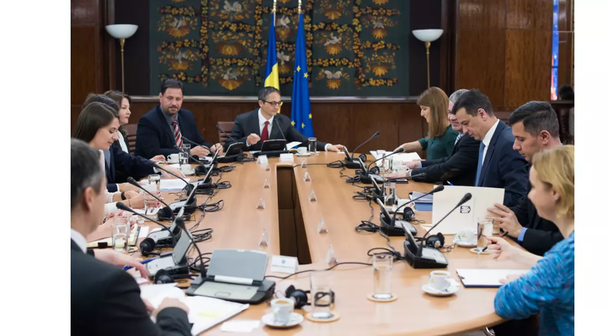 Grindeanu: Situaţia vaccinării devine o urgenţă