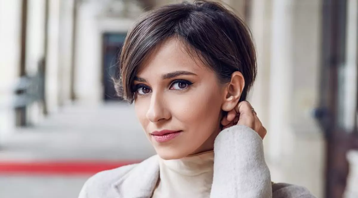 Ce amintiri are Dana Rogoz de Paște. Divorțul părinților și cererea în căsătorie