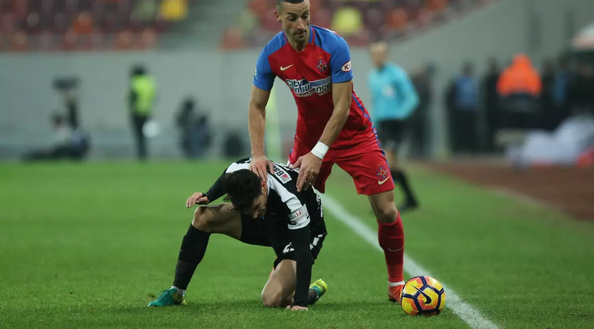 Delegare cu scandal la derby-ul FCSB - Dinamo. Vassaras a pus un arbitru care le-a făcut praf pe ambele combatante.