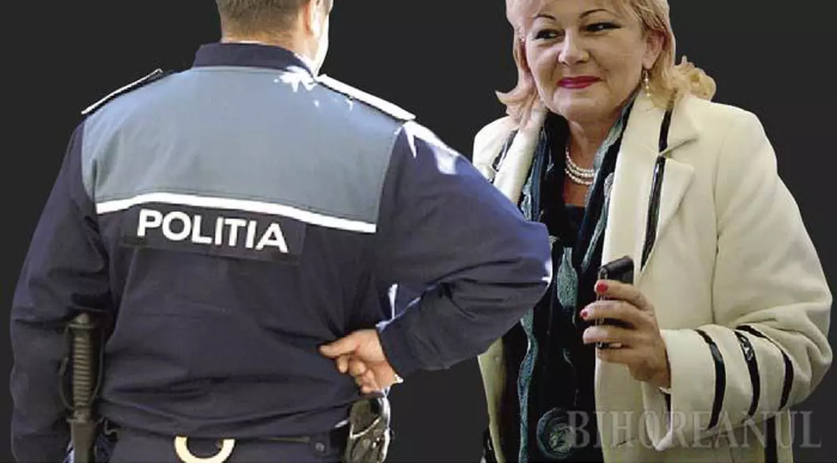 Familie de bancheri din Oradea, jefuită de un presupus polițist. Lucia Pojoca și soțul ei au fost încătușați și lăsați fără mii de euro