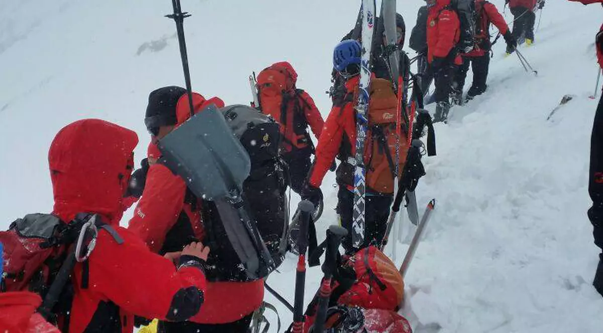 Conducătorul şcolii de ghizi aflat în Retezat: Cineva striga ”Ajutor, avalanșa”, era un strigăt disperat