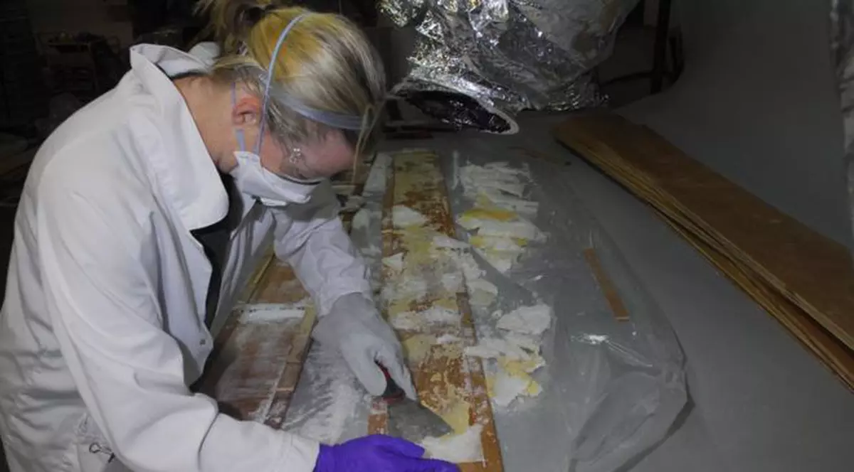 Grupare de traficanți de droguri, destructurată în Caraș-Severin