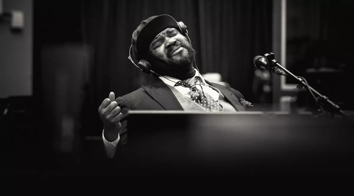 Gregory Porter, unul dintre cei mai buni artiști de jazz, concertează luni la Sala Palatului