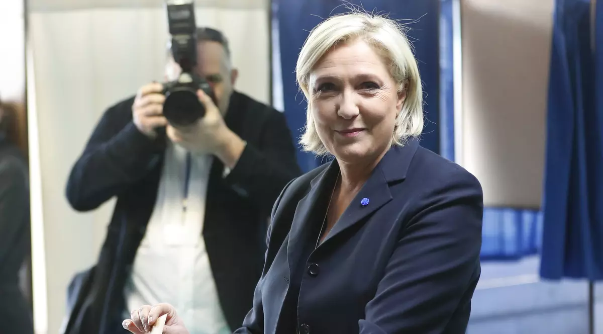 Le Pen a anunțat cine va fi premier