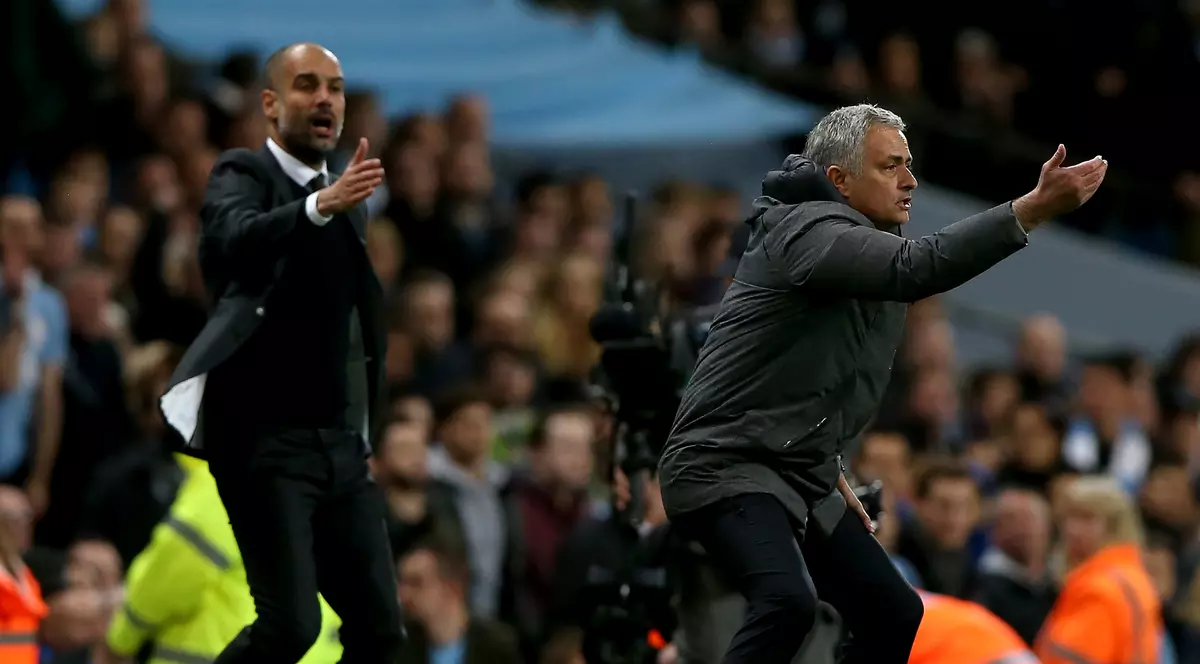 Anglia, etapa a 26-a: Duelul dintre Pep Guardiola, stânga, și Jose Mourinho s-a terminat nedecis