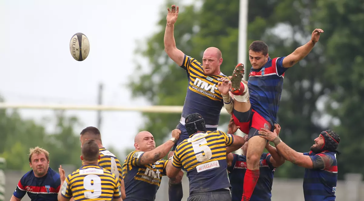 Meciul de rugby dintre RCV UVT Timisoara Saracens si CS Steaua Bucuresti din semifinalele Cupei Romaniei, disputat in Timisoara, duminica, 15 mai 2016. SEBASTIAN TATARU / Sportpictures