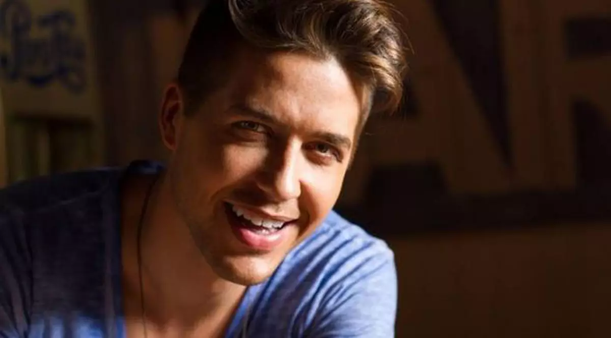 Cum reacționează băiețelul lui Jorge atunci când tatăl său îi cântă. Artistul a dat tot din casă