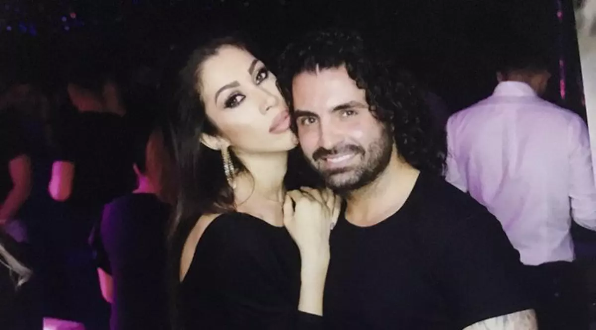 Soția lui Pepe și-a pozat fetițele în timp ce dormeau. Imaginea care a cucerit internetul