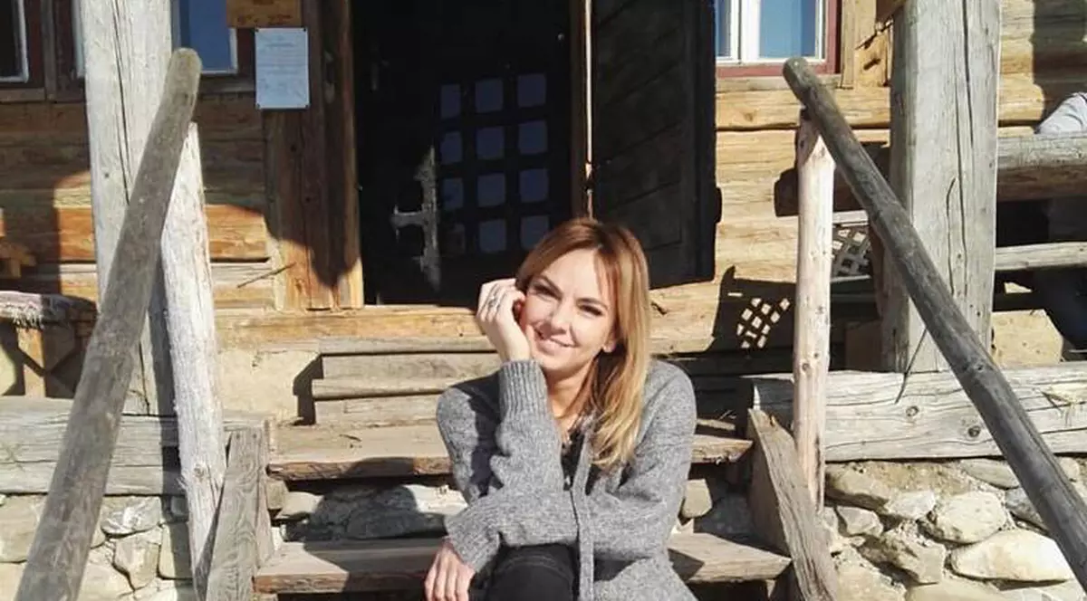 Cum arăta Roxana Ionescu în copilărie. De la fetița simpatică la Mama-Natură
