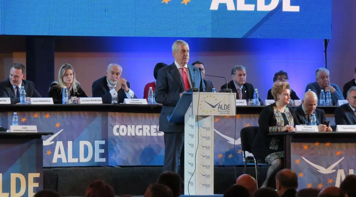 Tăriceanu îl atacă pe Daniel Constantin