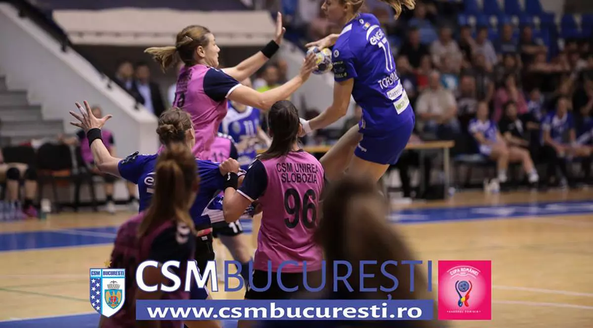 Final Four Cupa României la handbal feminin. CSM Bucureşti a câştigat trofeul şi s-a despărţit de cinci jucătoare şi de antrenor! / FOTO