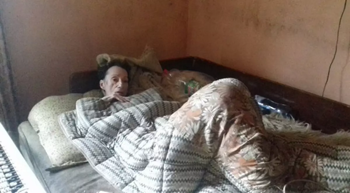 Angelica Delia Morariu nu poate merge din cauza bolii care i-a distrus mușchii