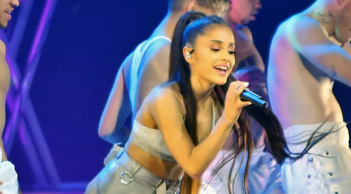 Cine este Ariana Grande