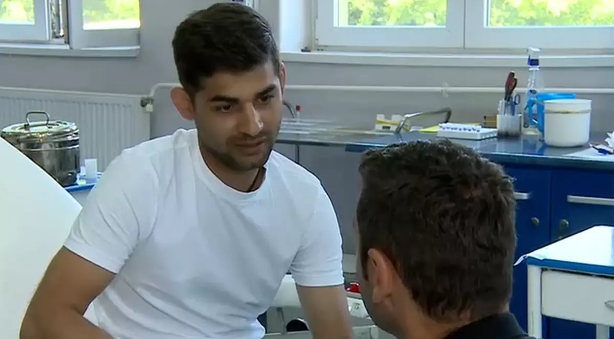 Tânărul orfan care a salvat viața unei fetițe cu leucemie. Attila a trăit la casa de copii și știe ce înseamnă suferința