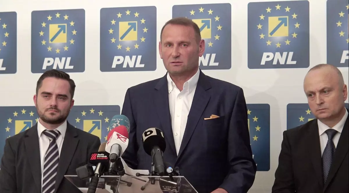 Viorel Cataramă intră în cursa pentru șefia PNL